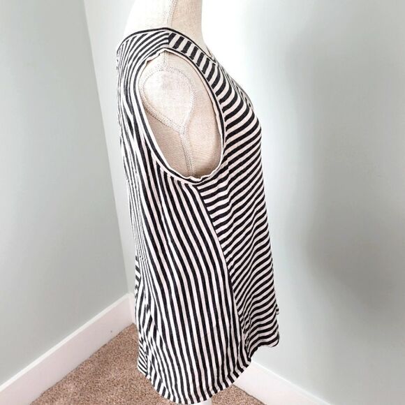 Cabi Women’s London Sleveless Jersey Striped Shirt Size Medium - Picture 4 of 7